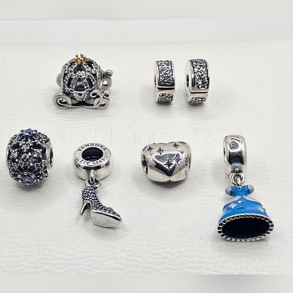 💫Authentic Pandora DISNEY CINDERELLA 8pc BRACELET GIFT SET🎁 - Picture 11 of 12